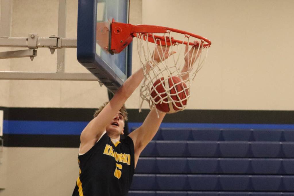 Mason Clerke of the tournament champion Kalamalka Lakers slams home two points during the inaugural Subway Battle of Vernon Senior Boys and Girls Basketball Tournament. (Roger Knox - Morning Star)